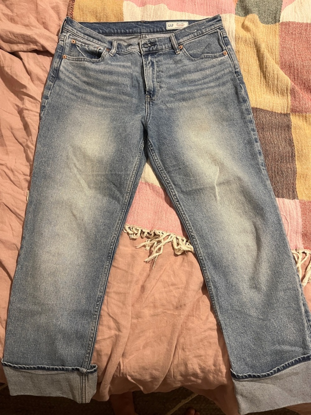 GAP Women’s Light Wash Straight Jeans Cuffed